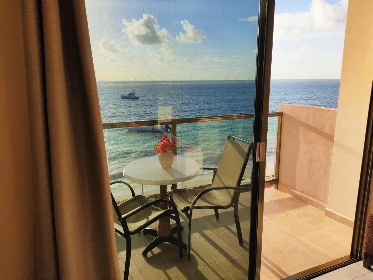 ***  Hacienda Morelos Beachfront Hotel Puerto Morelos Mexico